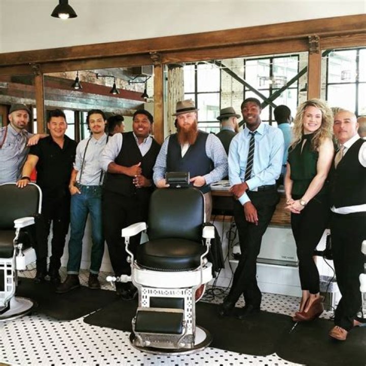 Barber shops open on sunday