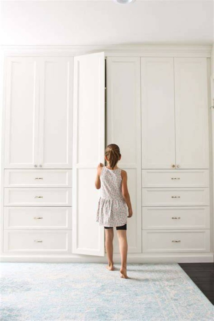 Bedroom built ins - How To Discuss