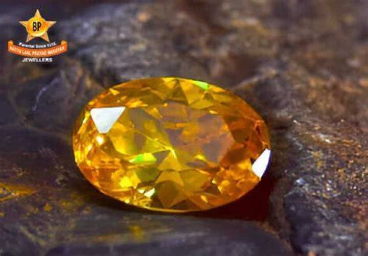 Brief Guidance on Yellow Sapphire Or Pukhraj Stone