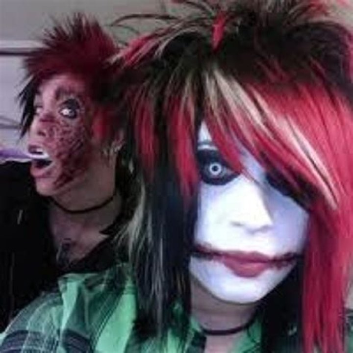 Dahvie Vanity Wigs - How To Discuss