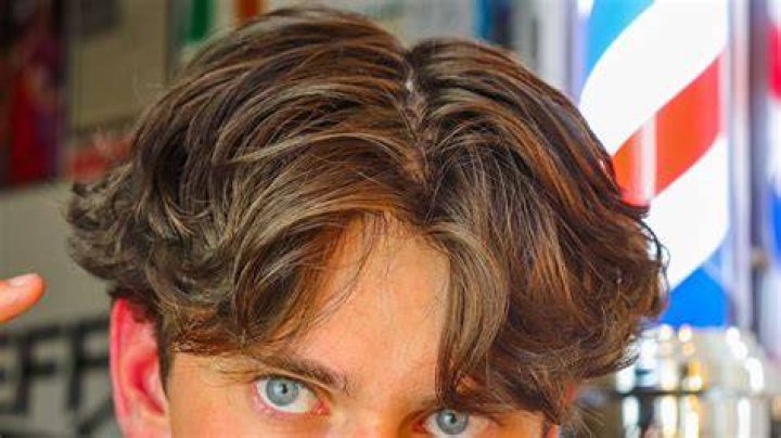 Middle Part Hair - How To Discuss