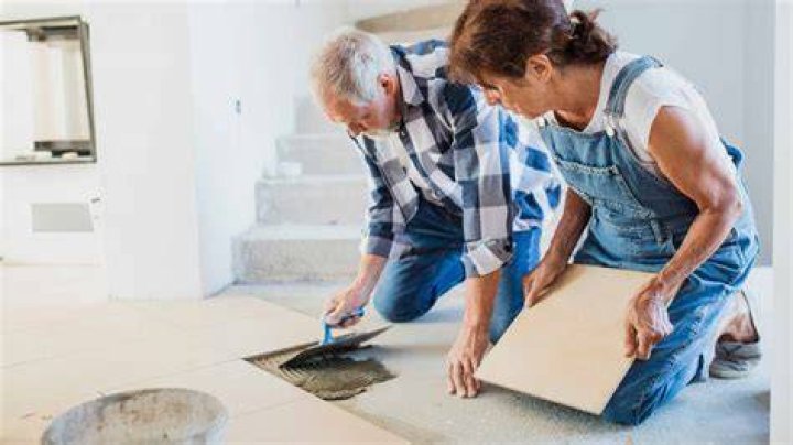 Person Who Does Tile Work