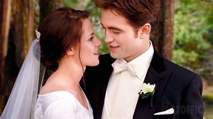 Song Bella And Edward Get Married To